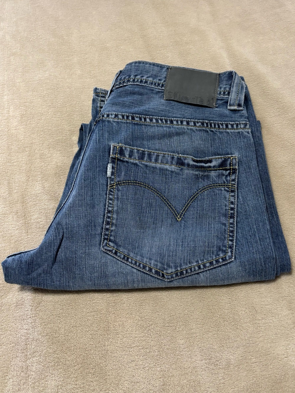 Levi’s Silver Tab Men's Medium Blue Loose Fit Jeans